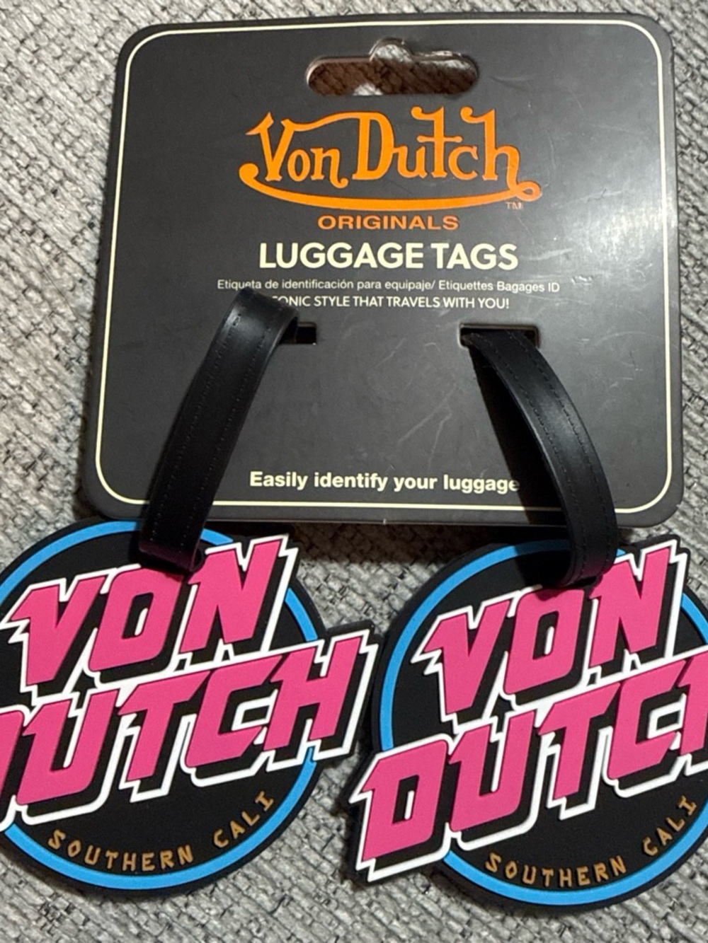 Von Dutch Pink Logo Blue-Trim Round Luggage Tags - Set of 2